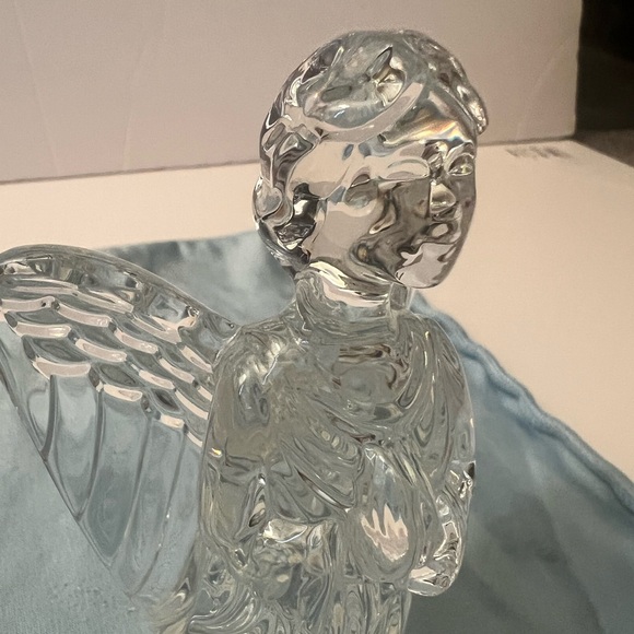 Crystal Angel Figurine - Picture 2 of 10